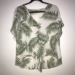 Leaf pattern short sleeve blouse- All in favor (S)